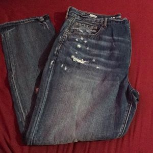 HI-RISE GIRLFRIEND JEANS